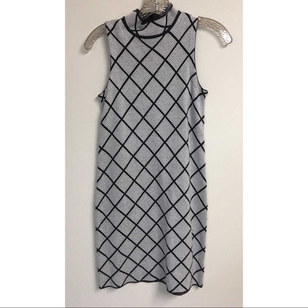 ROMEO + JULIET Couture Women’s Dress Size Small